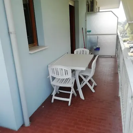 Poolside Serenity - Beahost Appartement Bibione